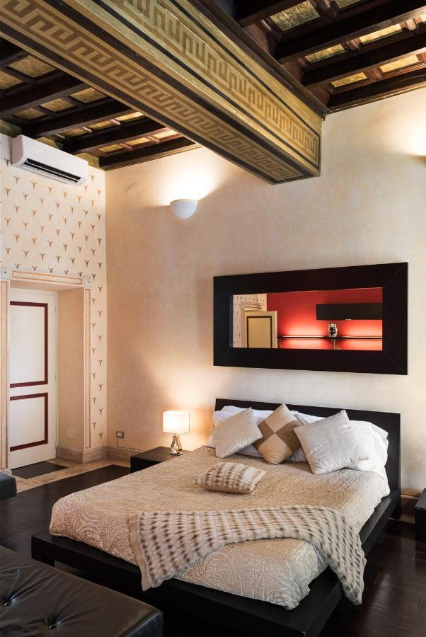 Nsm 71Viadelcorso Appartamento Con Terrazzo Rom Exteriör bild