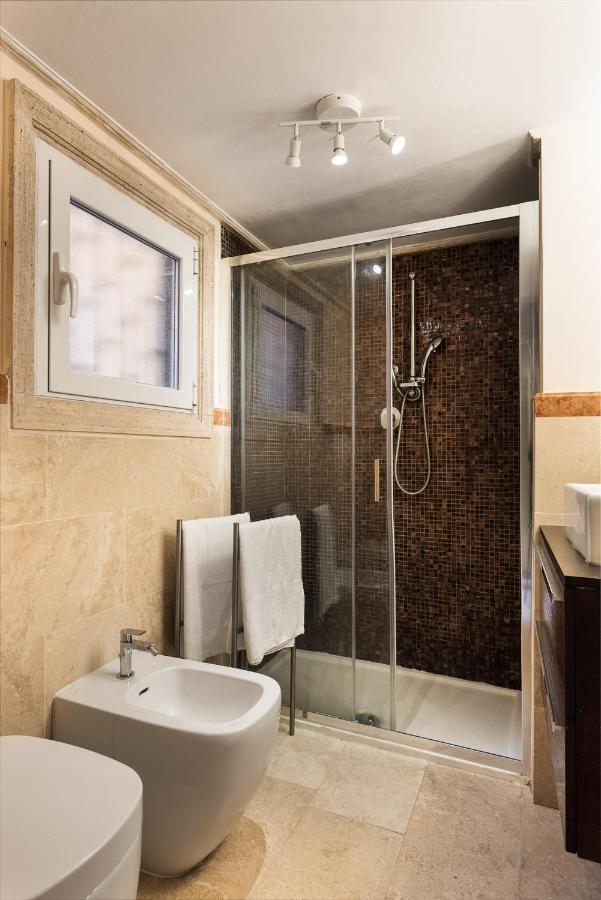 Nsm 71Viadelcorso Appartamento Con Terrazzo Rom Exteriör bild