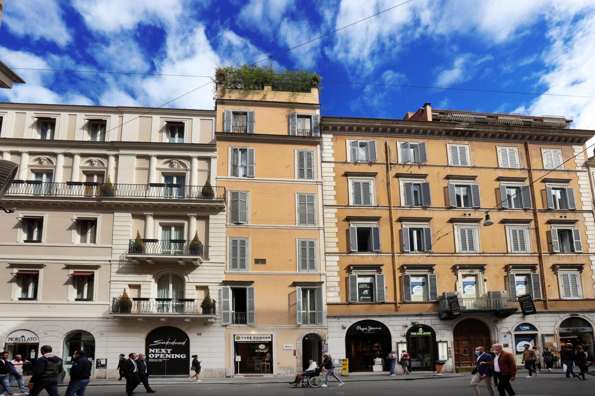 Nsm 71Viadelcorso Appartamento Con Terrazzo Rom Exteriör bild